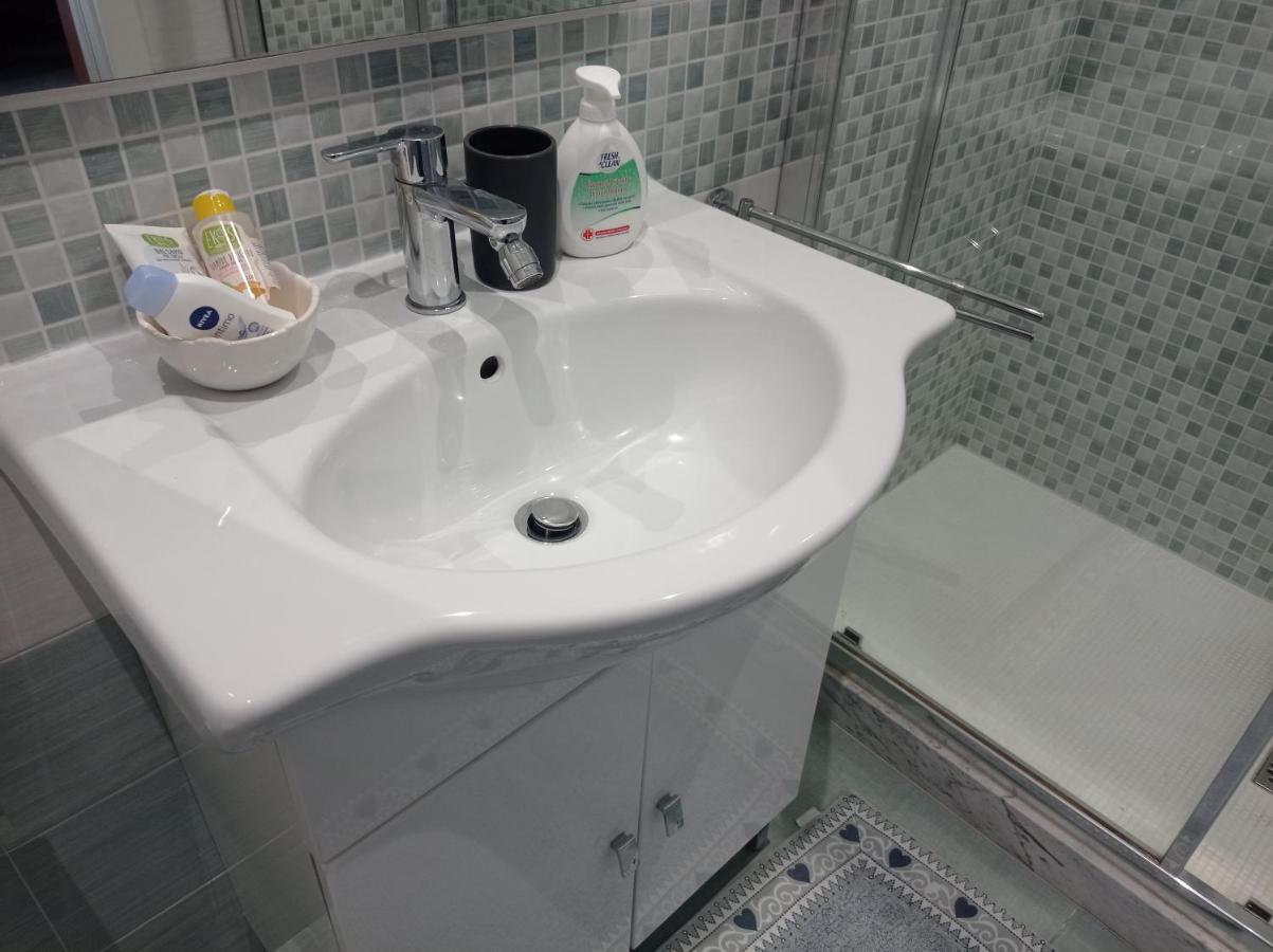 Appartamento Vistamare 20 Бари Экстерьер фото